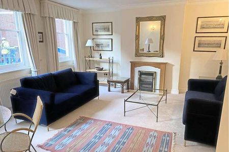 Carter Lane, St Paul's, EC4V - Photo 3