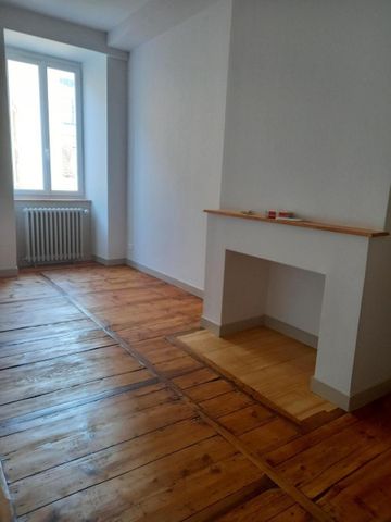 Location Appartement 4 pièces 94m² CLERMONT FERRAND 63000 - Photo 4