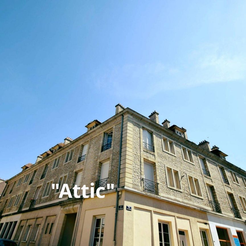 "Attic" T1 centre ville de Falaise - Photo 1