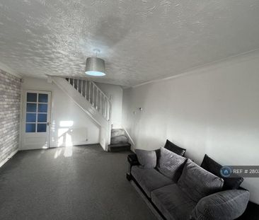 2 bedroom semi-detached house to rent - Photo 1