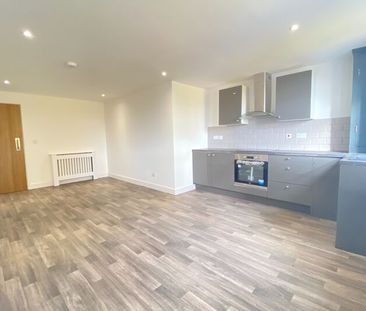 Oakfield House, Preston New Road, Blackburn. BB2 6AY - Photo 3