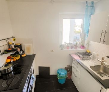 Helle 2Zi-Whg mit Balkon in ruhiger Lage! - Photo 4