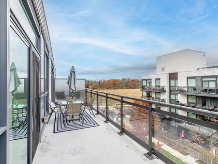 For Lease - 301 Sea Ray Avenue Unit# C416, Innisfil, Ontario - Photo 3