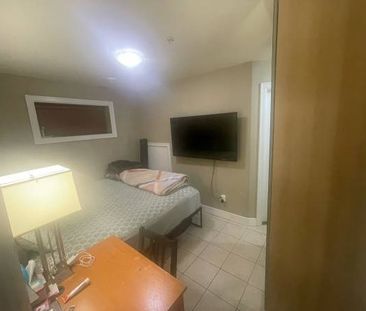 1 Bed 1 Bath - Photo 2