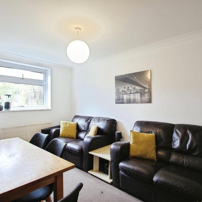 1 bedroom house of multiple occupation to rent - Photo 1