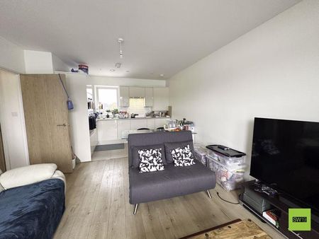 2 bedroom apartment to rent - Photo 4