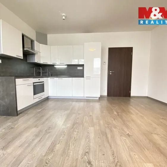 Pronájem bytu 2+kk, 58 m - Fotografie 1
