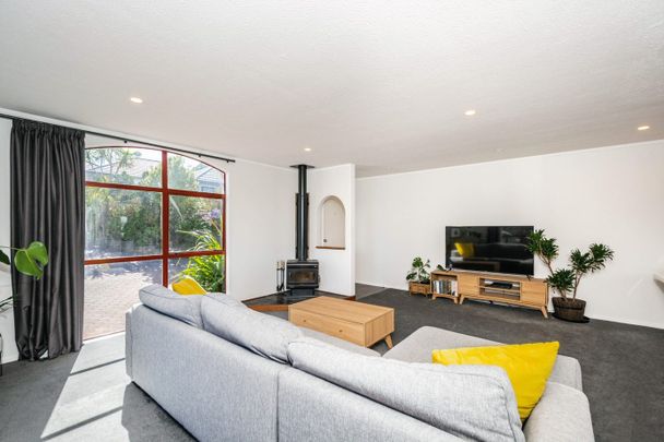 21A Kentwood Drive, Woodridge - Photo 1