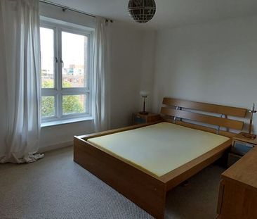 1 bedroom flat to let - Photo 5