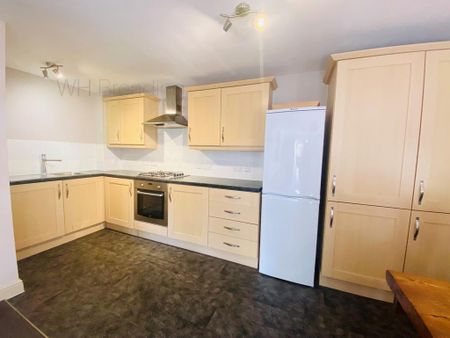 2 bedroom flat to rent - Photo 5