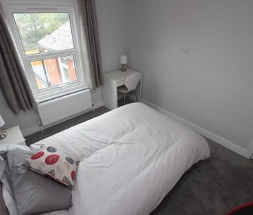 Room in a Shared House, Stanley Street, RG1 - Photo 1