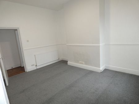 Manchester GFF - Photo 3