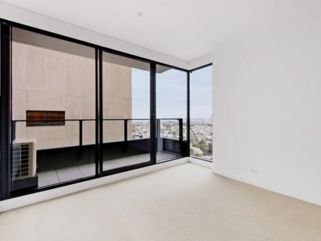 2 Bed, 1 Bath - Photo 4