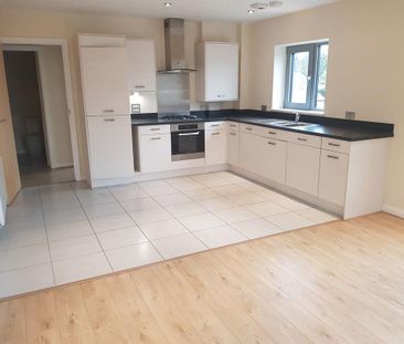2 bedroom apartment to rent - Photo 3