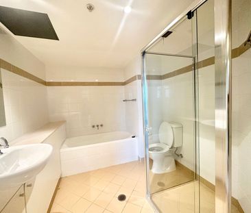 Spacious Two-Bedroom Plus Study in the Prestigious Regency Building - Photo 3