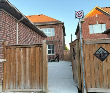 For Lease - 18 Primo Road Unit# Main, Brampton, Ontario - Photo 4