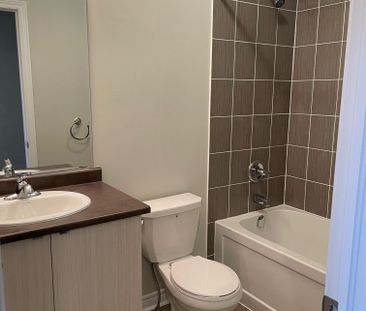 For Lease - 51 Pearman Crescent, Brampton, Ontario - Photo 5