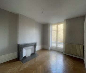 APPARTEMENT T3 A LOUER - Photo 2