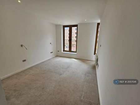 1 bedroom flat to rent - Photo 5