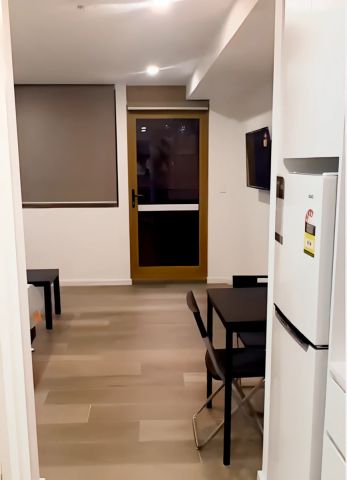 Studio 103 - Photo 3