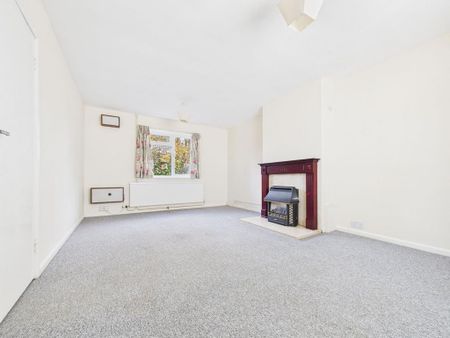 4 bedroom semi-detached house to rent - Photo 2