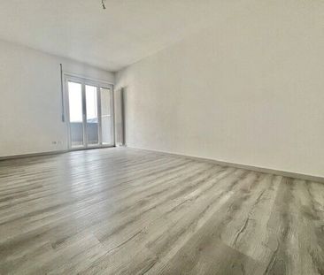 FINO A 3 MESI GRATUITI - 3.5 locali ristrutturato a Chiasso - Foto 2