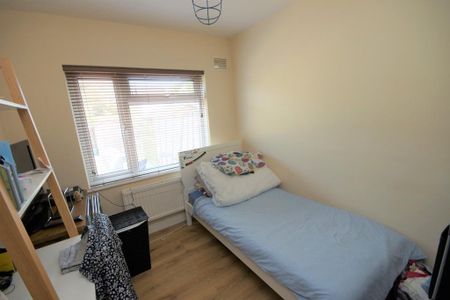 2 bedroom ground floor maisonette to rent - Photo 3