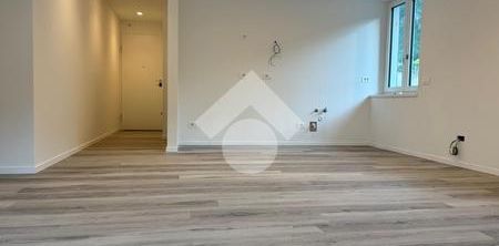 Trilocale in affitto - Photo 2