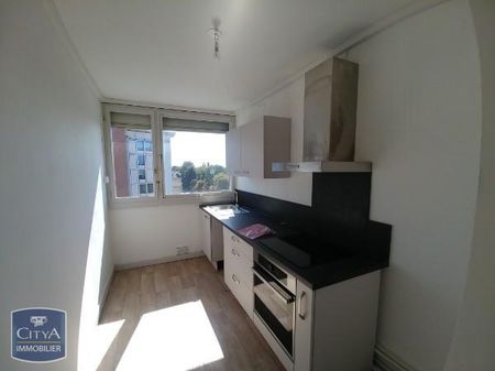 Location Appartement 3 pièces 67m² LILLE 59000 - Photo 4