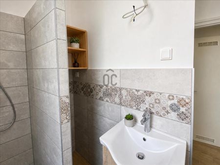Kiadó jó állapotú lakás - Vác - Photo 3