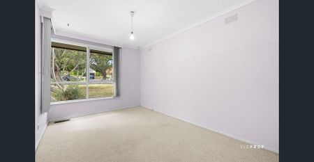 Private, Peaceful Living with Exceptional Convenience - Photo 4