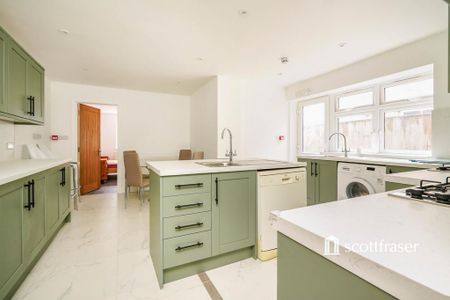 1 bedroom semi-detached house to rent - Photo 5