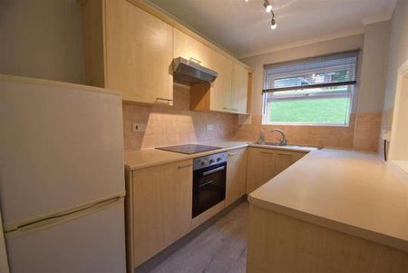 Wellis Gardens, St Leonards On Sea, TN38 - Photo 2