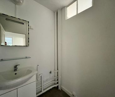 Location Appartement 4 pièces 68m² - Photo 6