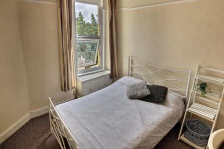 6 bedroom house to rent - Photo 4