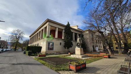 Garsoniera in vila , Centrul Istoric Teatrul Dramatic , etaj - Fotografie 4