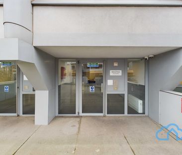 RM2 Rainhill Way | Bow | London | E3 3FQ - Photo 3