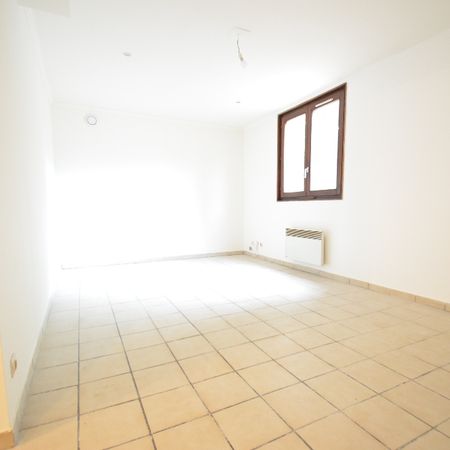Location Appartement 2 pièces 40m² MOULINS LES METZ 57160 - Photo 3