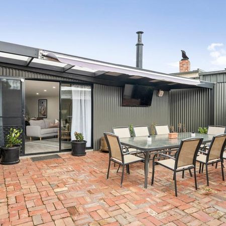 Beautifully Updated Family Home with Space, Comfort & Convenience! **APPLY FOR THIS PROPERTY NOW** - Photo 4