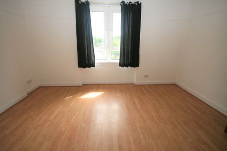 Paisley Road West, Spacious 2 Bedroom Unfurnished Flat – Available 03/11/2025 - Photo 5