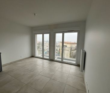 Location Appartement 1 pièce 31m² CENON 33150 - Photo 1