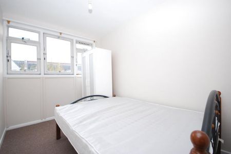 3 bedroom property to rent - Photo 2