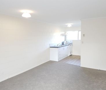 At home on Ward!! - Photo 6