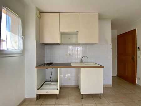 Location Appartement 2 pièces 37m² - Photo 4