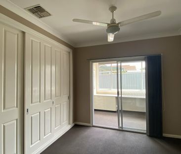 Charming Country Living in Dubbo – 3 Bedroom Home for Rent - Photo 3