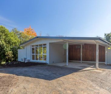 QUIET LIFESTYLE AWAITS 3 BEDROOM COTTAGE STYLE HOME - Photo 1