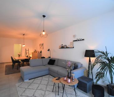 Gelijkvloers 2 slk. app met terras, tuin en ondergronds: P+B - Foto 2