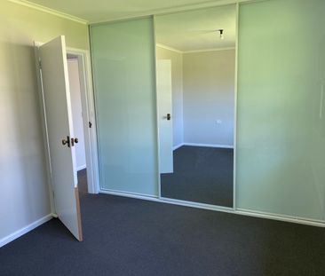 36 Kennedy Parade, Lalor Park NSW 2147 - House For Rent | Domain - Photo 2