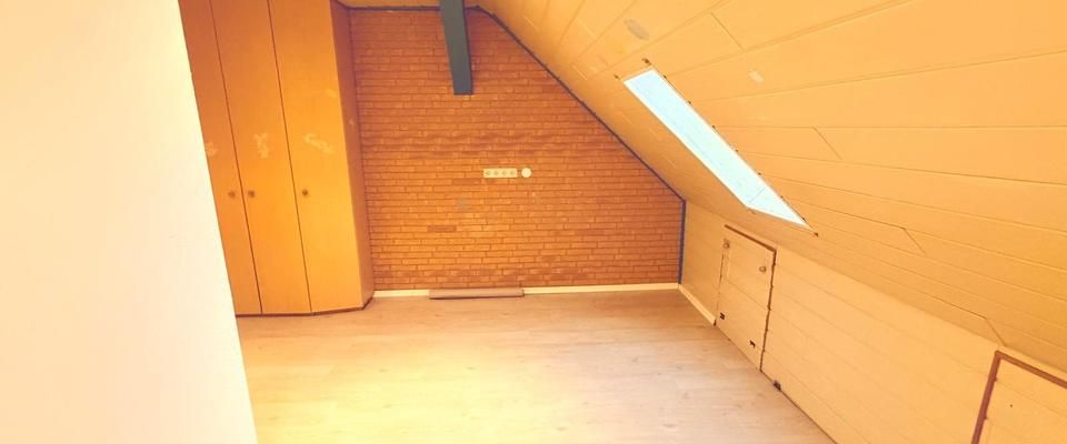 Helle 4-Zimmer-Wohnung mit Einbauküche in Top-Lage - Foto 1