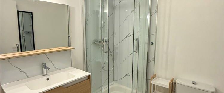 Location Studio meublé Rennes Sainte-Anne - Photo 1